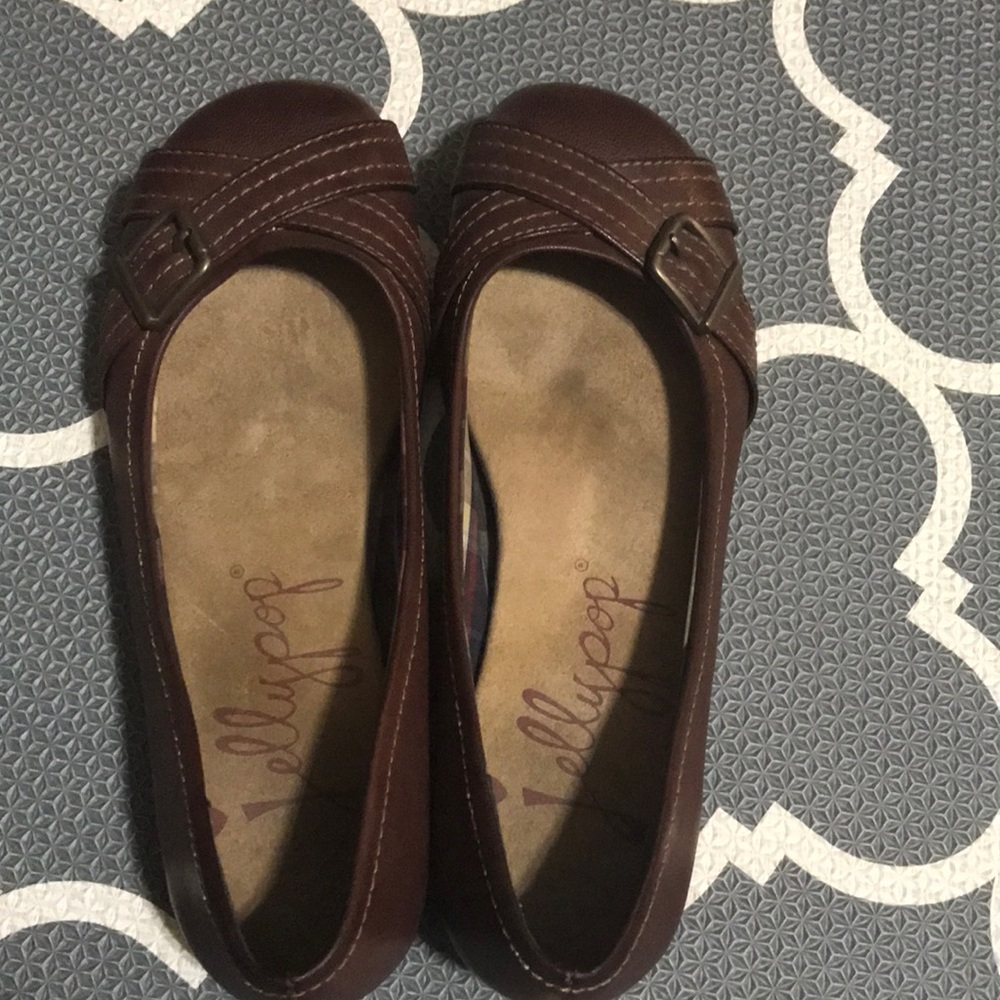 Brown Flats Size 8